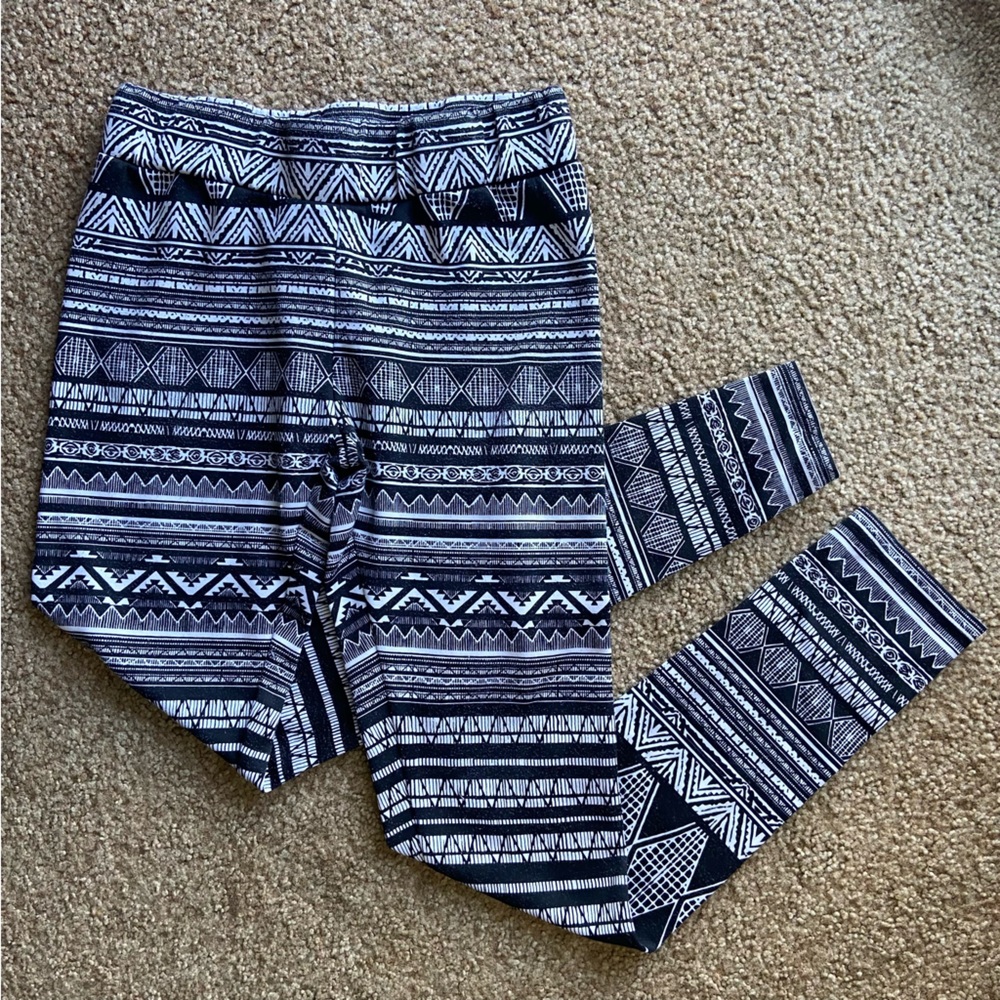 BONGO Tribal Print Leggings